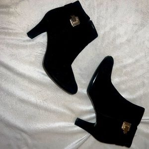 Anne Klein…Black Heeled Ankle Boots with Golden Accents and Zippers…size 8M
